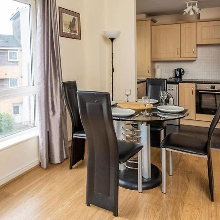 Guestready - Top Floor Apt 2Min Walk To O2 Apollo Manchester Bagian luar foto