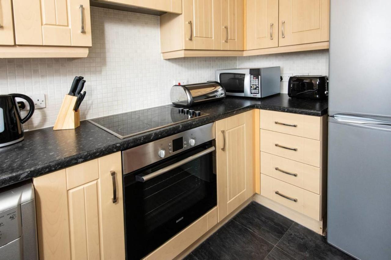 Guestready - Top Floor Apt 2Min Walk To O2 Apollo Manchester Bagian luar foto